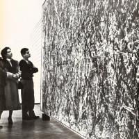 Seconda di copertina - Particolare di una mostra di Jackson Pollock, maggio - agosto 1958, anno VI, nn. 3-4