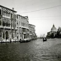 Canal Grande. Palazzo Franchetti (taglio)