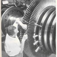 Quarta di copertina- Rotore ad alta pressione in costruzione, L' Ansaldino, n. 20, anno VI, 1959