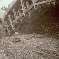 Arcata del ponte nuovo a San Giuliano. Demolizione (taglio)